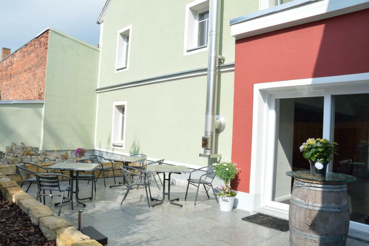 Pension Kalinde Weinboehla ภายนอก รูปภาพ